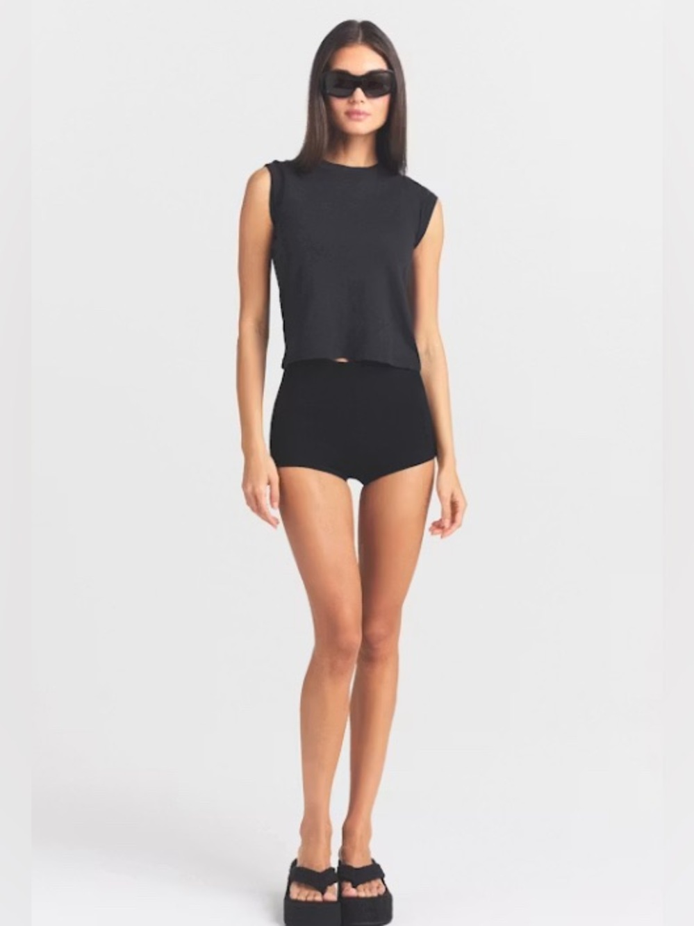 SKIMS The Essential Pants High Waisted Hot Short-XS-OBSIDIAN-BNWT-MSRP $78.00
